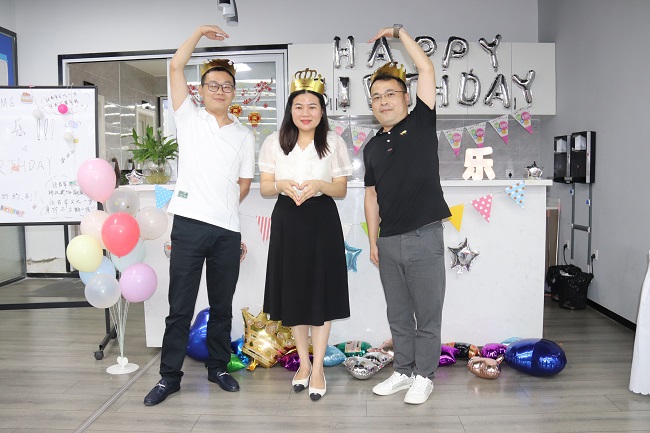 華邦瀛人文關(guān)懷 | 外向的人不是太陽，他們只是選擇成為太陽